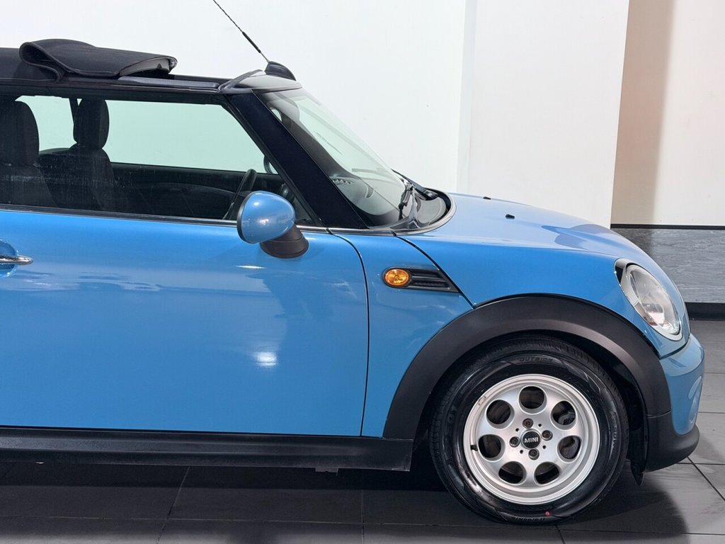 Used MINI Convertible 2013 for sale - 78061917: Photo 16