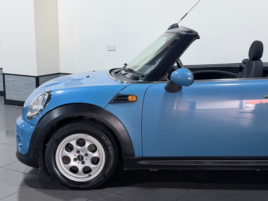 Used MINI Convertible 2013 for sale - 78061917: Photo 17