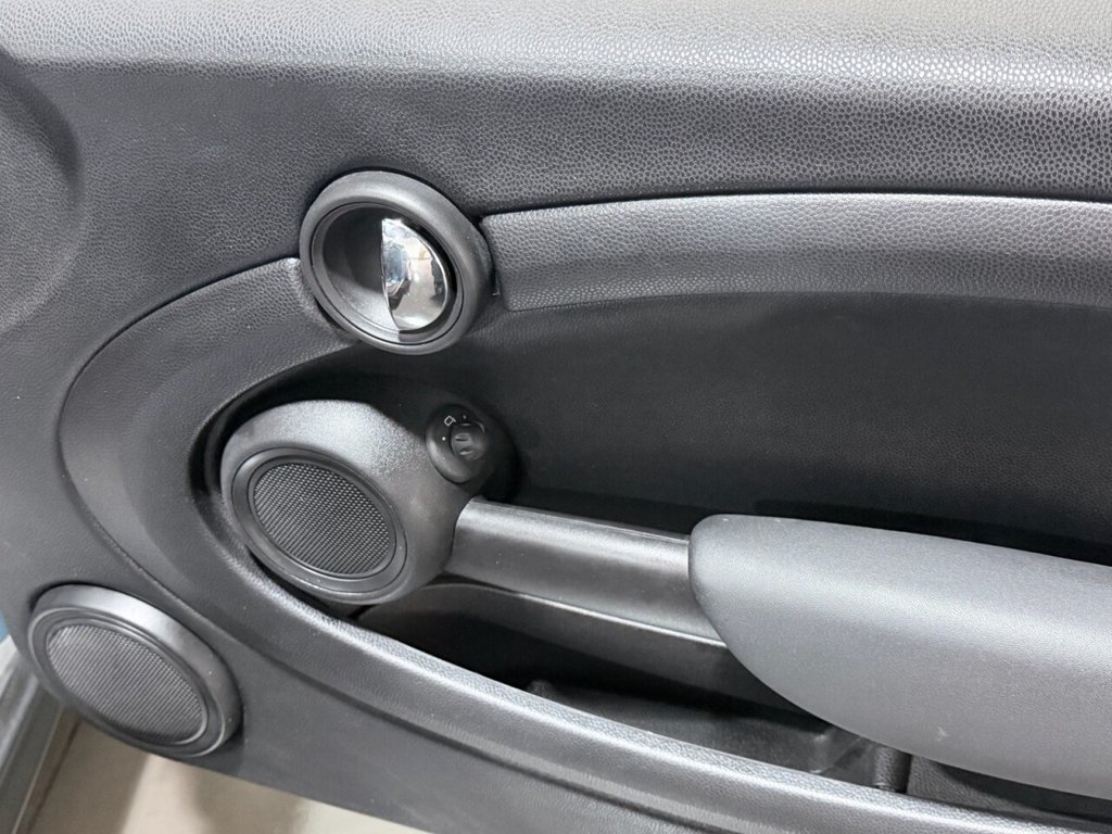 Used MINI Convertible 2013 for sale - 78061917: Photo 23