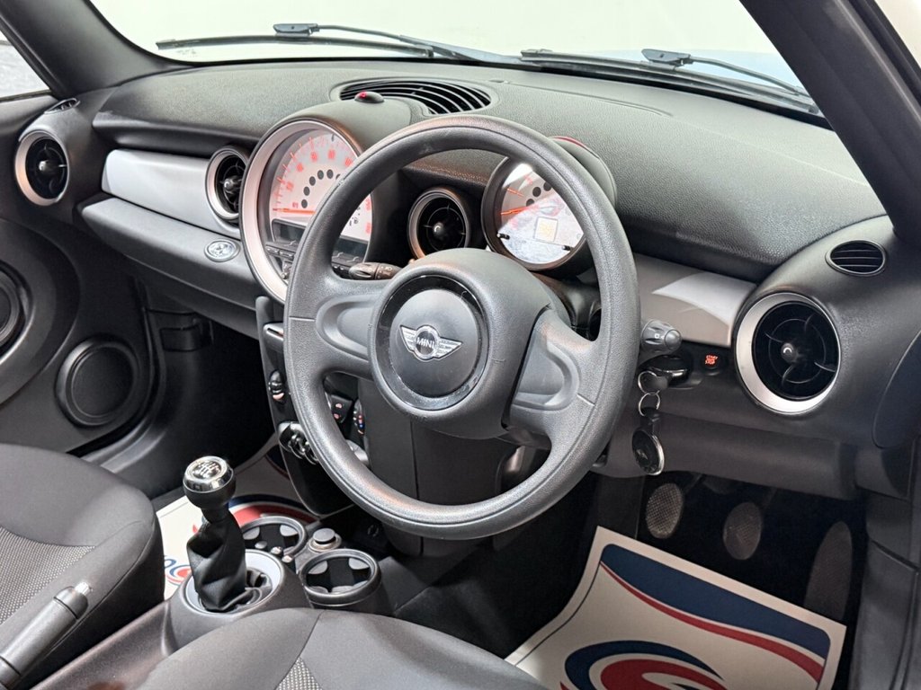 Used MINI Convertible 2013 for sale - 78061917: Photo 24