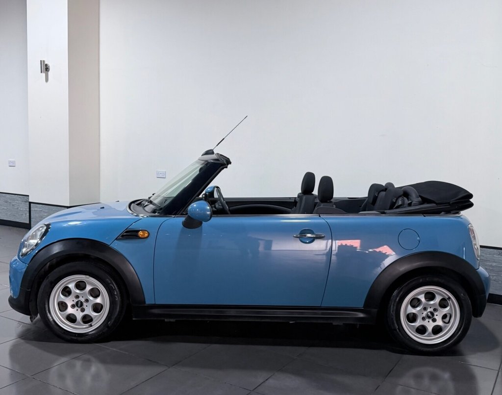 Used MINI Convertible 2013 for sale - 78061917: Photo 4