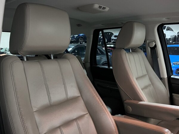 Used Land Rover Range Rover Sport 2011 for sale - 76297080: Photo 15