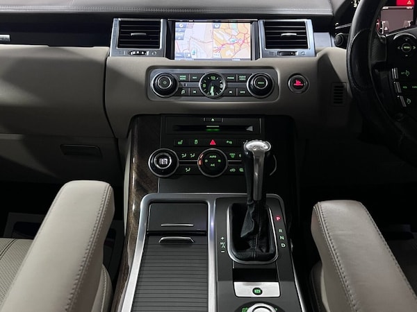 Used Land Rover Range Rover Sport 2011 for sale - 76297080: Photo 30