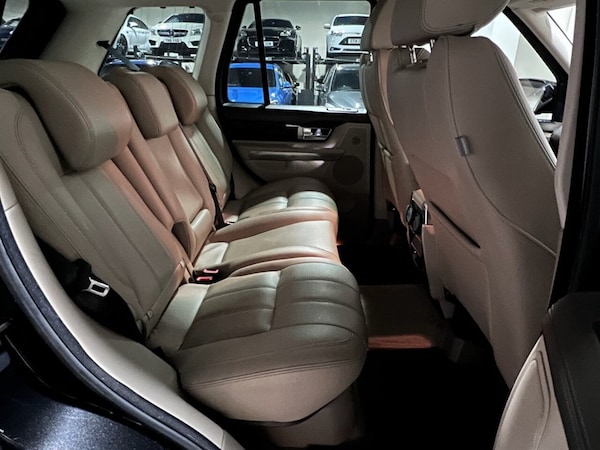 Used Land Rover Range Rover Sport 2011 for sale - 76297080: Photo 32