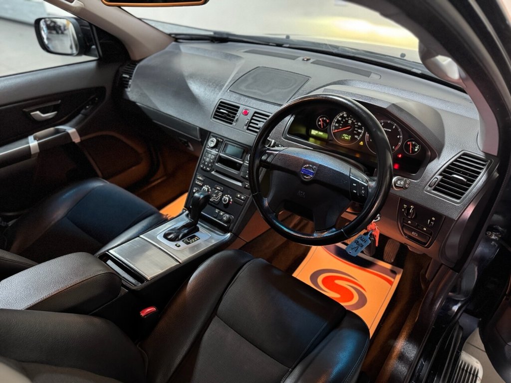 Used Volvo XC90 2010 for sale - 77936987: Photo 13