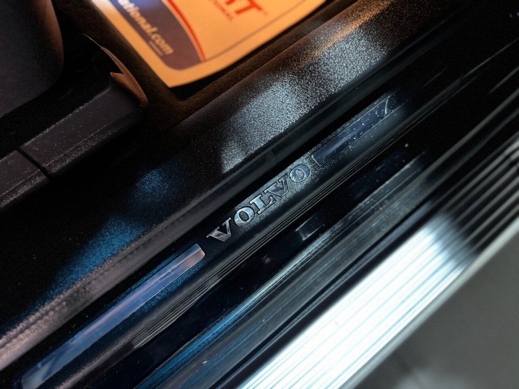 Used Volvo XC90 2010 for sale - 77936987: Photo 14