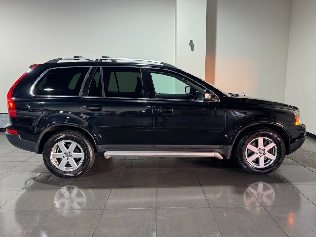 Used Volvo XC90 2010 for sale - 77936987: Photo 5