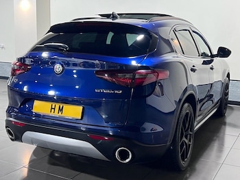 Used Alfa Romeo Stelvio 2018 for sale - 75692864: Photo
