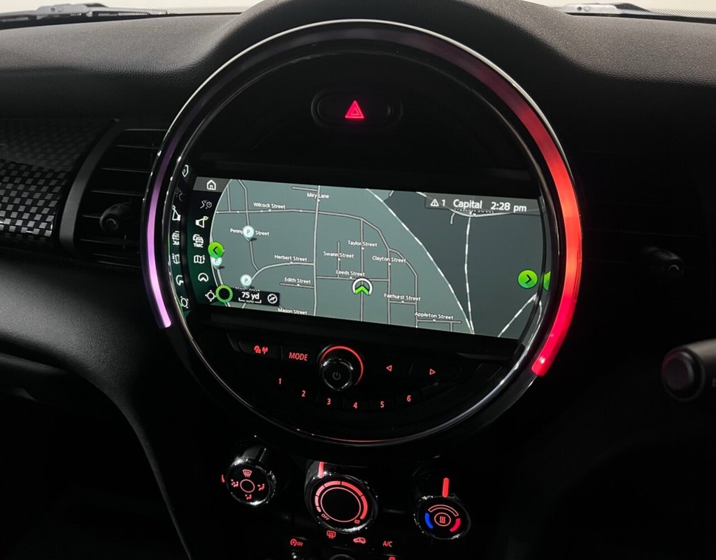 Used MINI Hatch 2018 for sale - 76604475: Photo 10