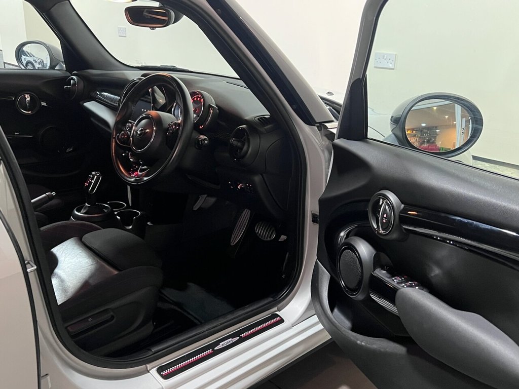 Used MINI Hatch 2018 for sale - 76604475: Photo 22