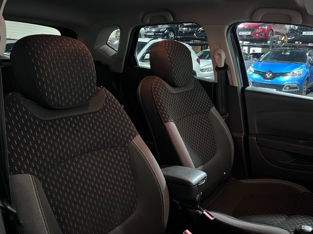 Used Renault Captur 2018 for sale - 76563324: Photo 12