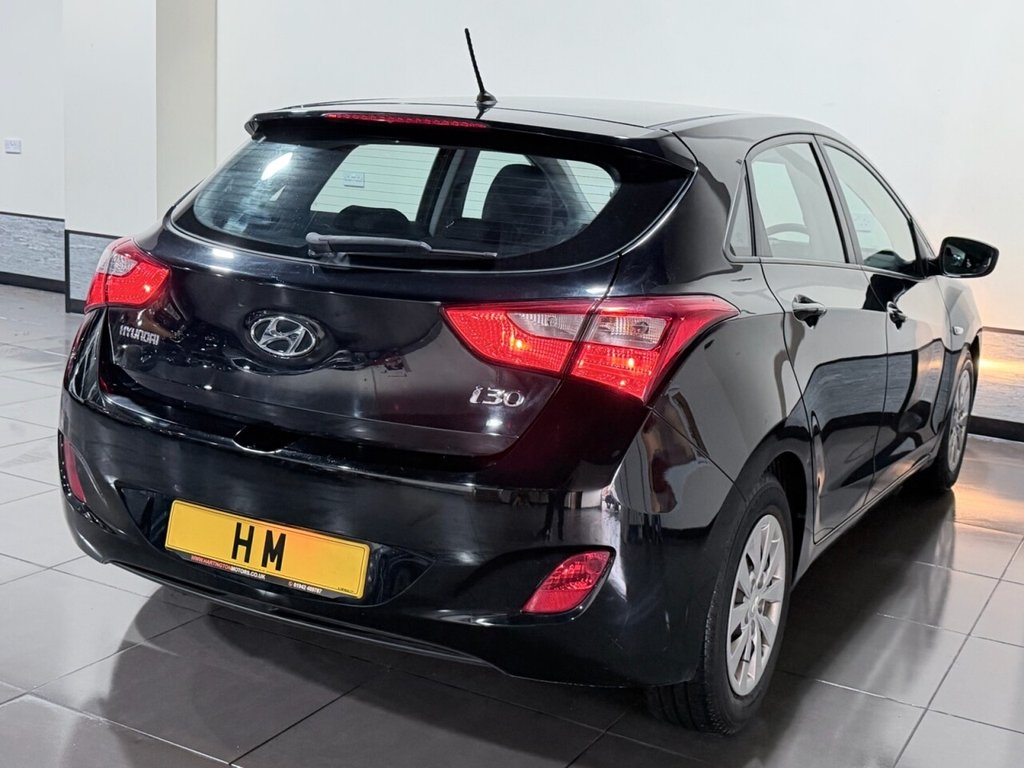 Used Hyundai i30 2015 for sale - 77666784: Photo 2