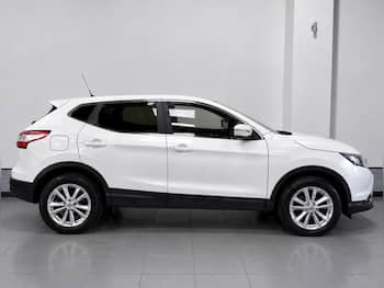 Used Nissan Qashqai 2014 for sale - 79842802: Photo