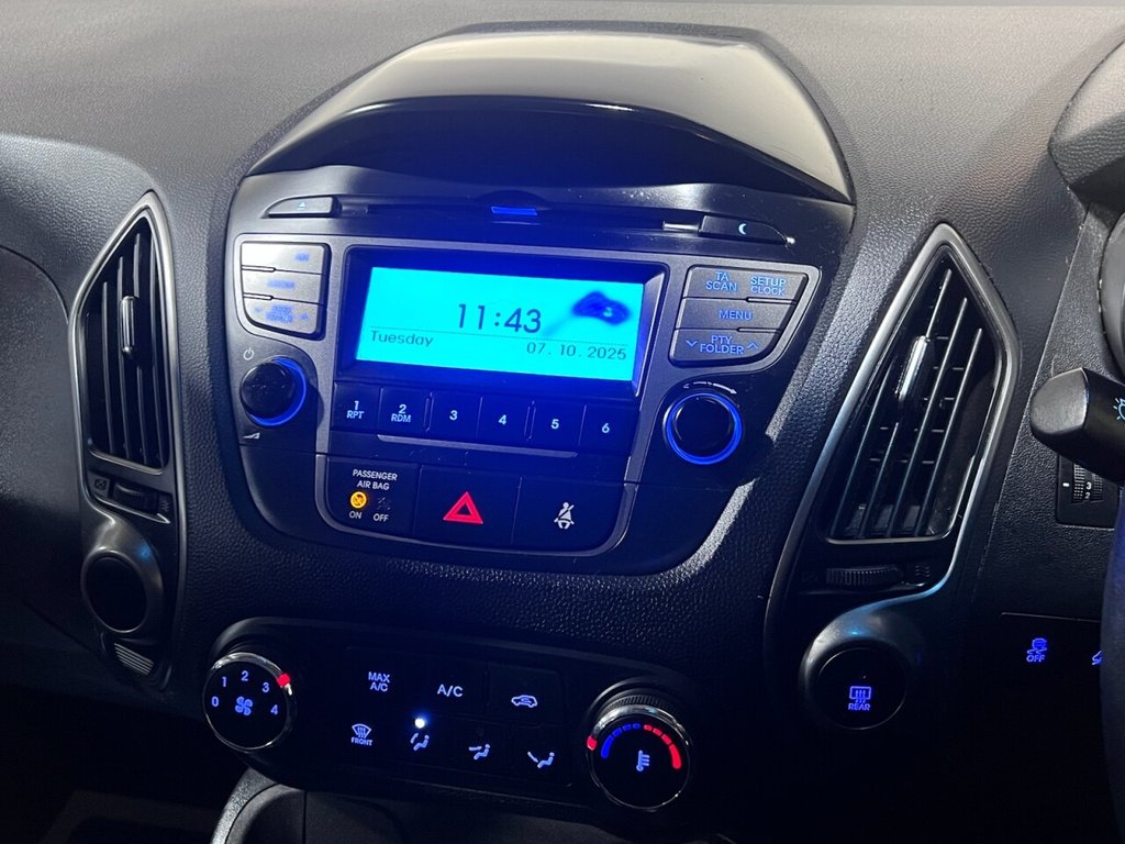 Used Hyundai Ix35 2015 for sale - 76202944: Photo 10