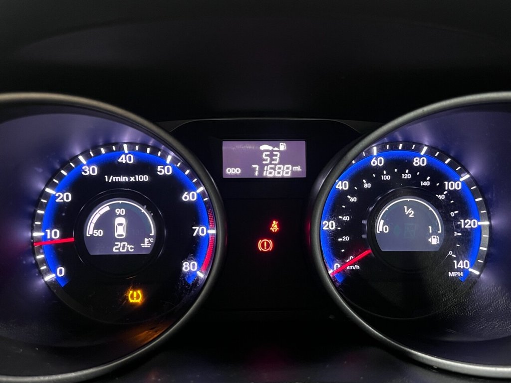 Used Hyundai Ix35 2015 for sale - 76202944: Photo 9