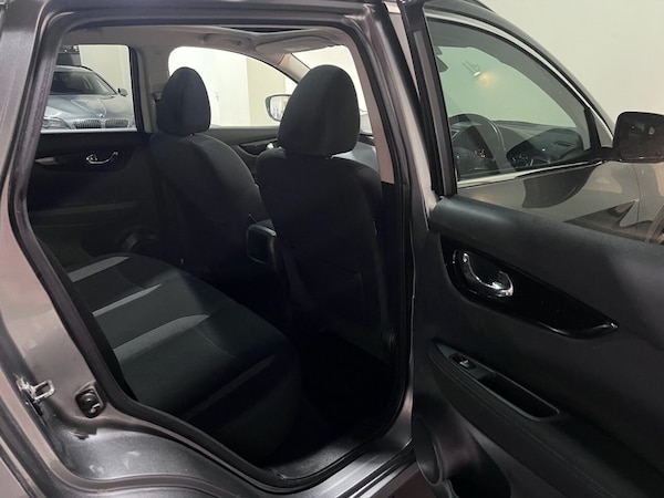 Used Nissan Qashqai 2017 for sale - 76223465: Photo 28