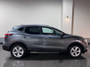 Used Nissan Qashqai 2017 for sale - 76223465: Photo 3