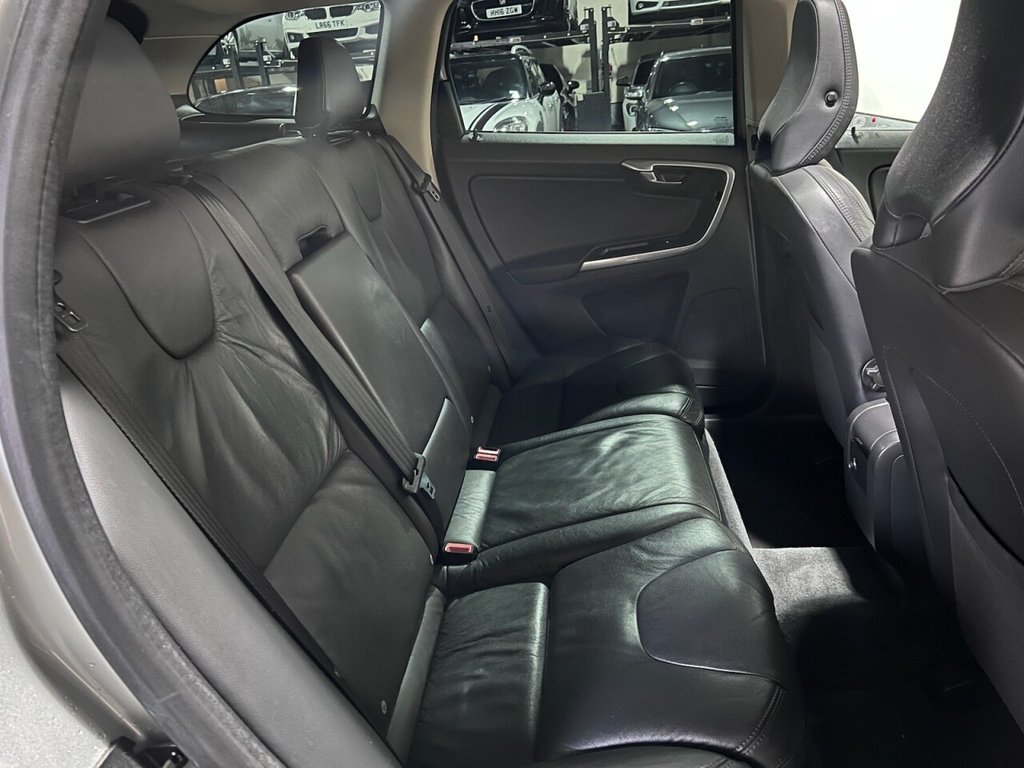 Used Volvo XC60 2012 for sale - 76470350: Photo 31