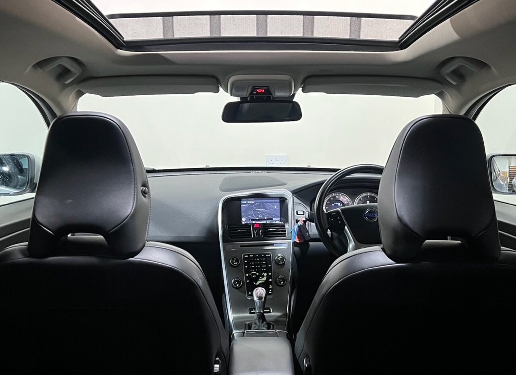 Used Volvo XC60 2012 for sale - 76470350: Photo 32