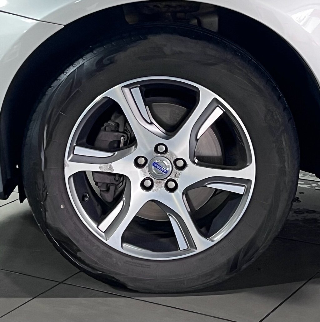 Used Volvo XC60 2012 for sale - 76470350: Photo 43