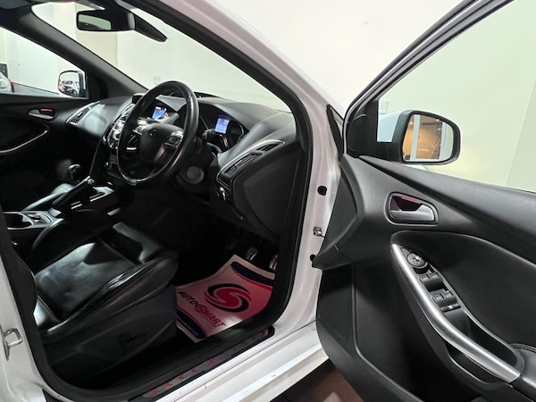 Used Ford Focus 2014 for sale - 76223350: Photo 23