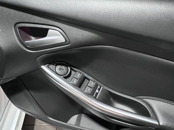 Used Ford Focus 2014 for sale - 76223350: Photo 24