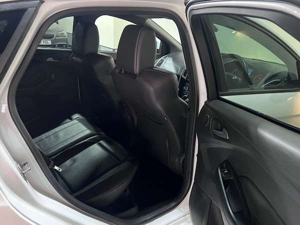Used Ford Focus 2014 for sale - 76223350: Photo 30