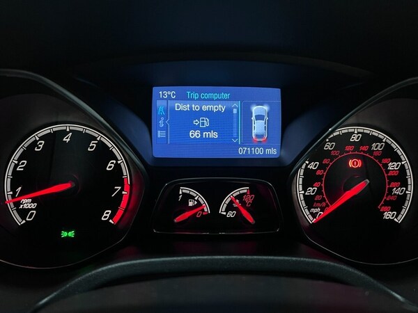 Used Ford Focus 2014 for sale - 76223350: Photo 9