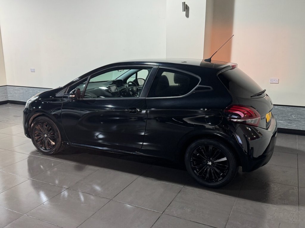 Used Peugeot 208 2018 for sale - 77919812: Photo 4