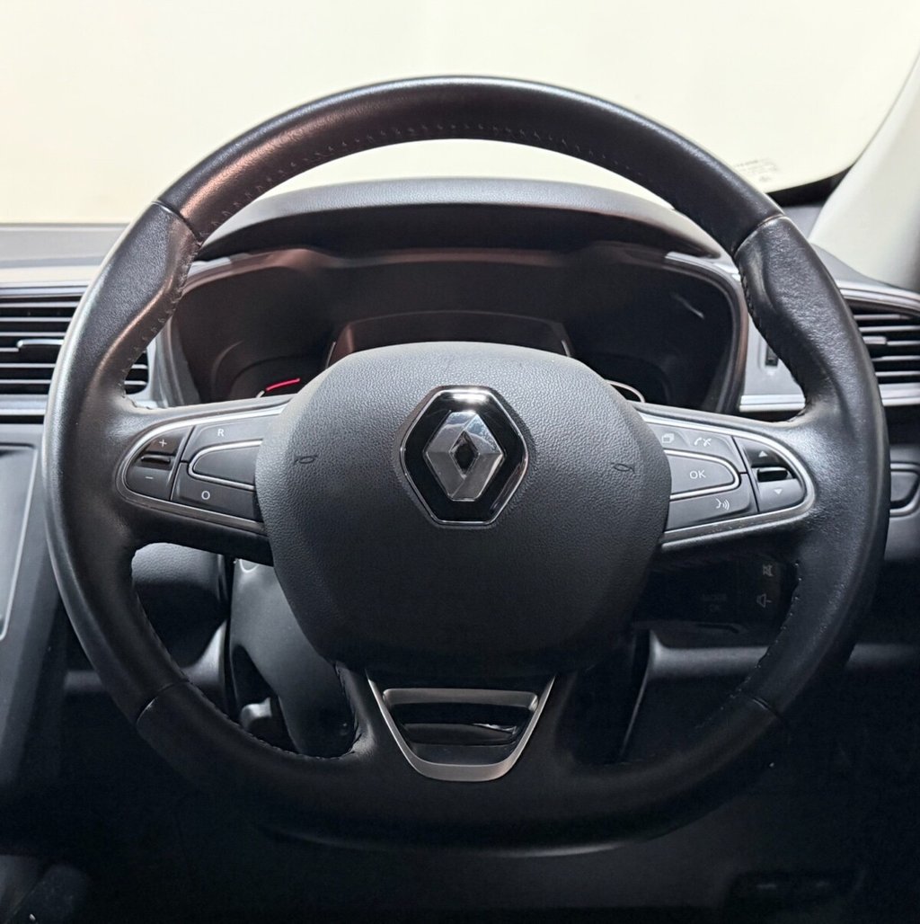 Used Renault Kadjar 2017 for sale - 77636681: Photo 8