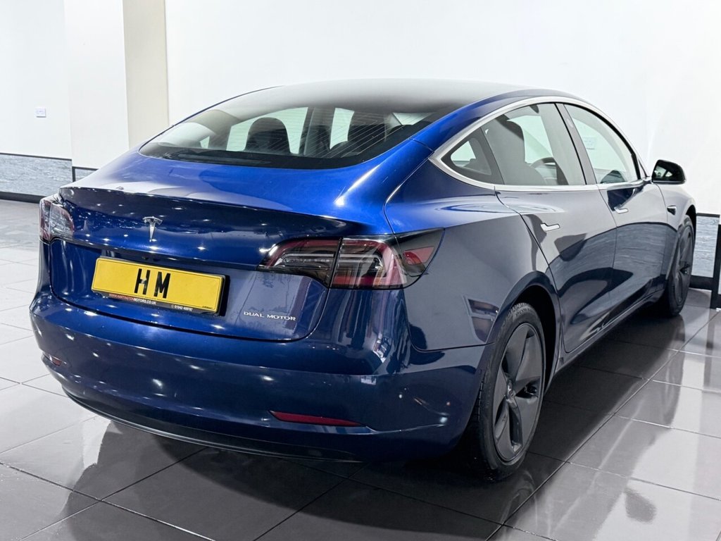 Used Tesla Model 3 2020 for sale - 76883262: Photo 2