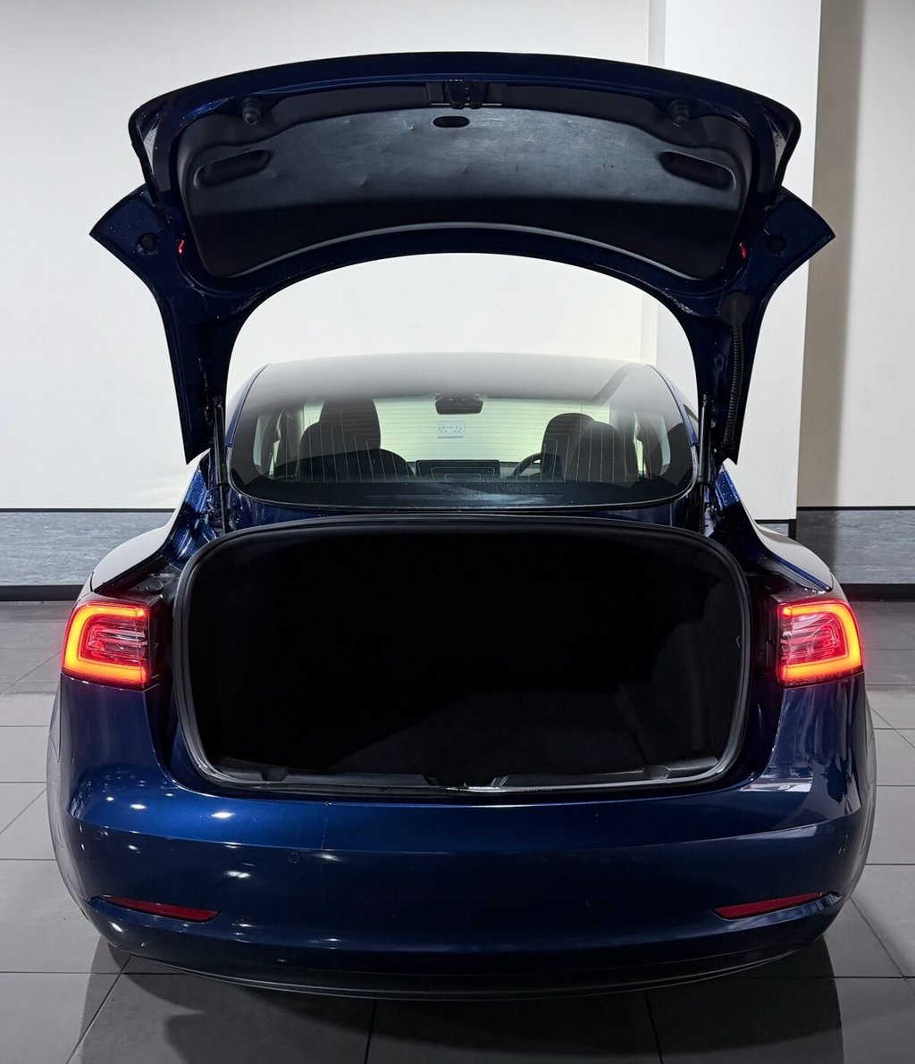 Used Tesla Model 3 2020 for sale - 76883262: Photo 30