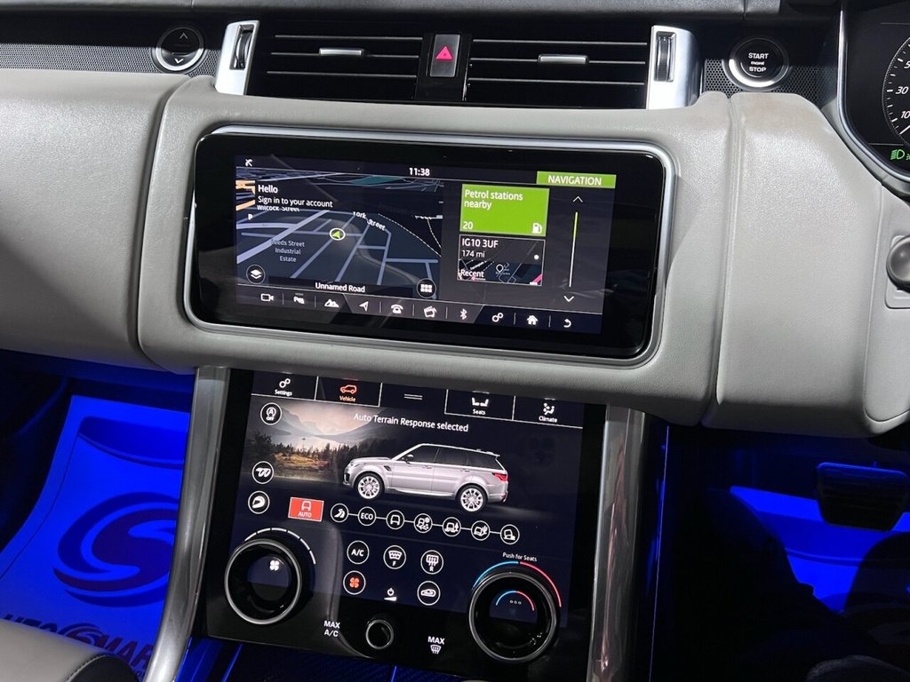 Used Land Rover Range Rover Sport 2018 for sale - 76210825: Photo 11