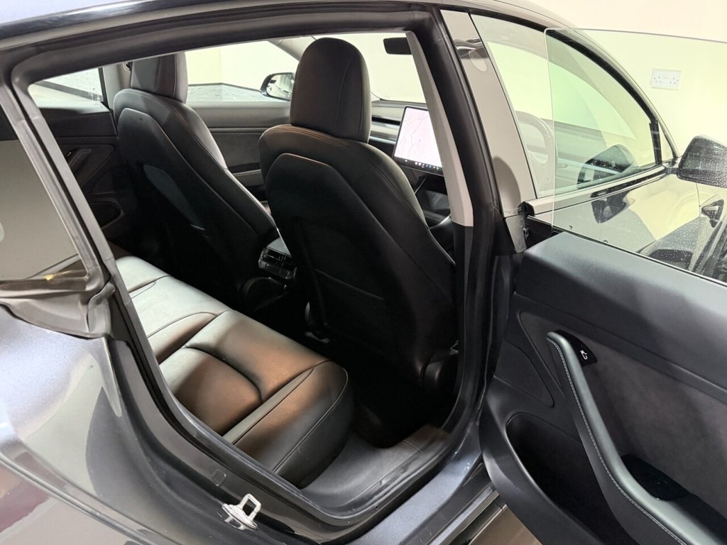 Used Tesla Model 3 2019 for sale - 77176528: Photo 25