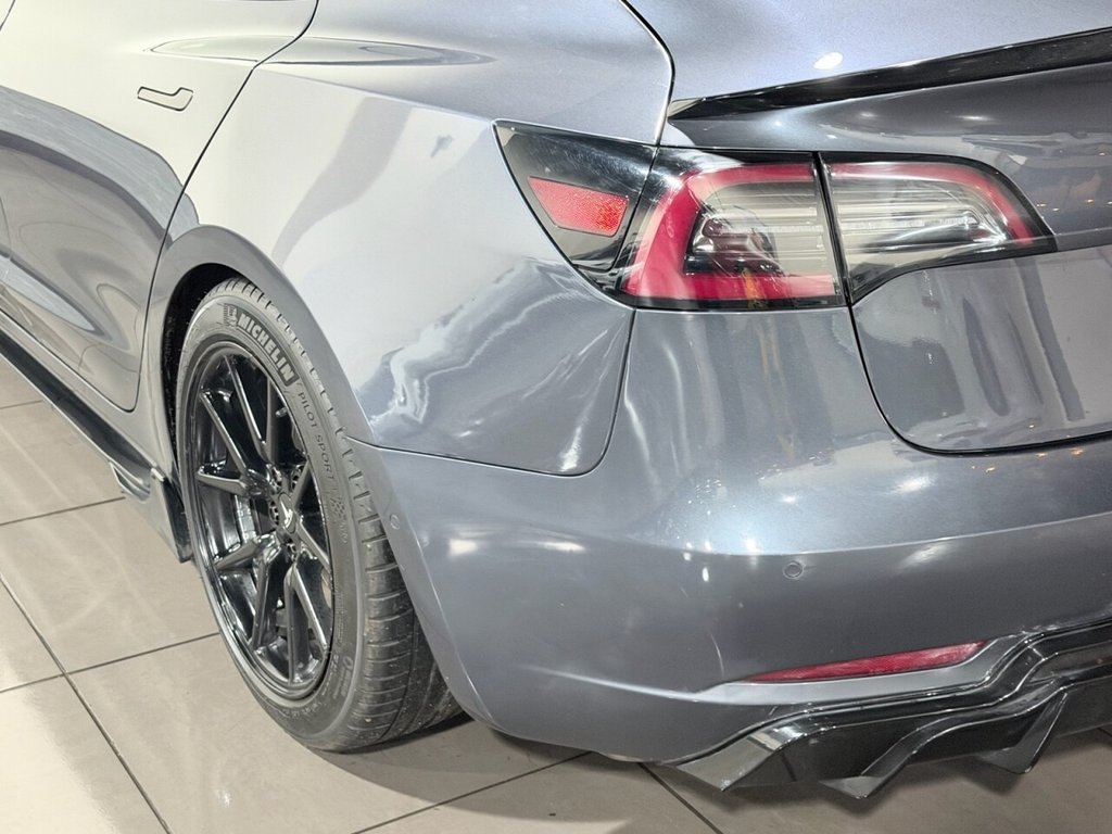 Used Tesla Model 3 2019 for sale - 77176528: Photo 32