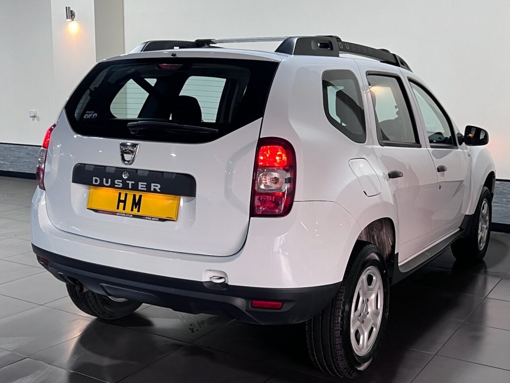 Used Dacia Duster 2017 for sale - 76396343: Photo 2