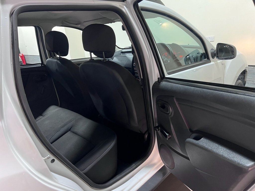 Used Dacia Duster 2017 for sale - 76396343: Photo 28