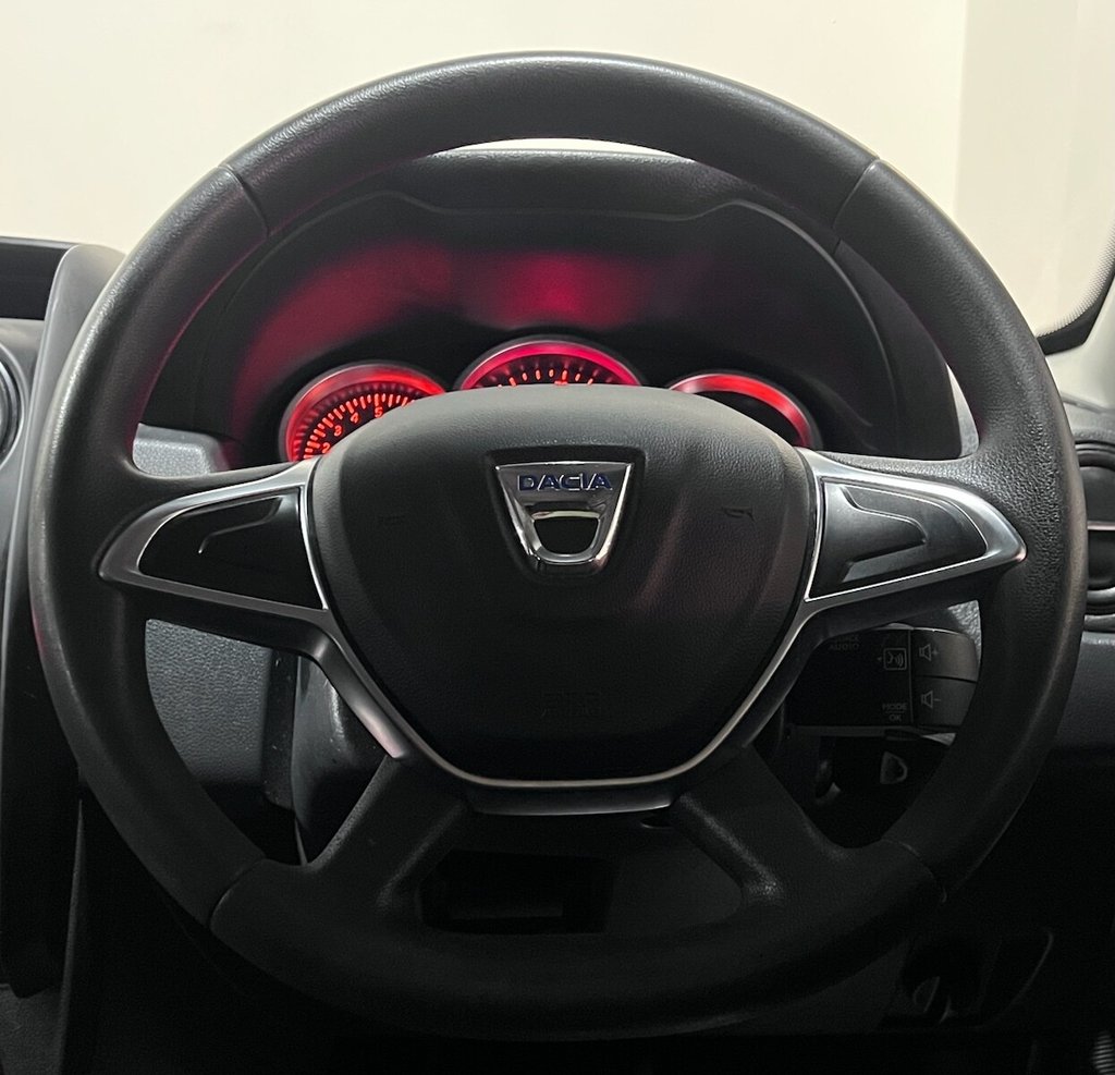 Used Dacia Duster 2017 for sale - 76396343: Photo 8