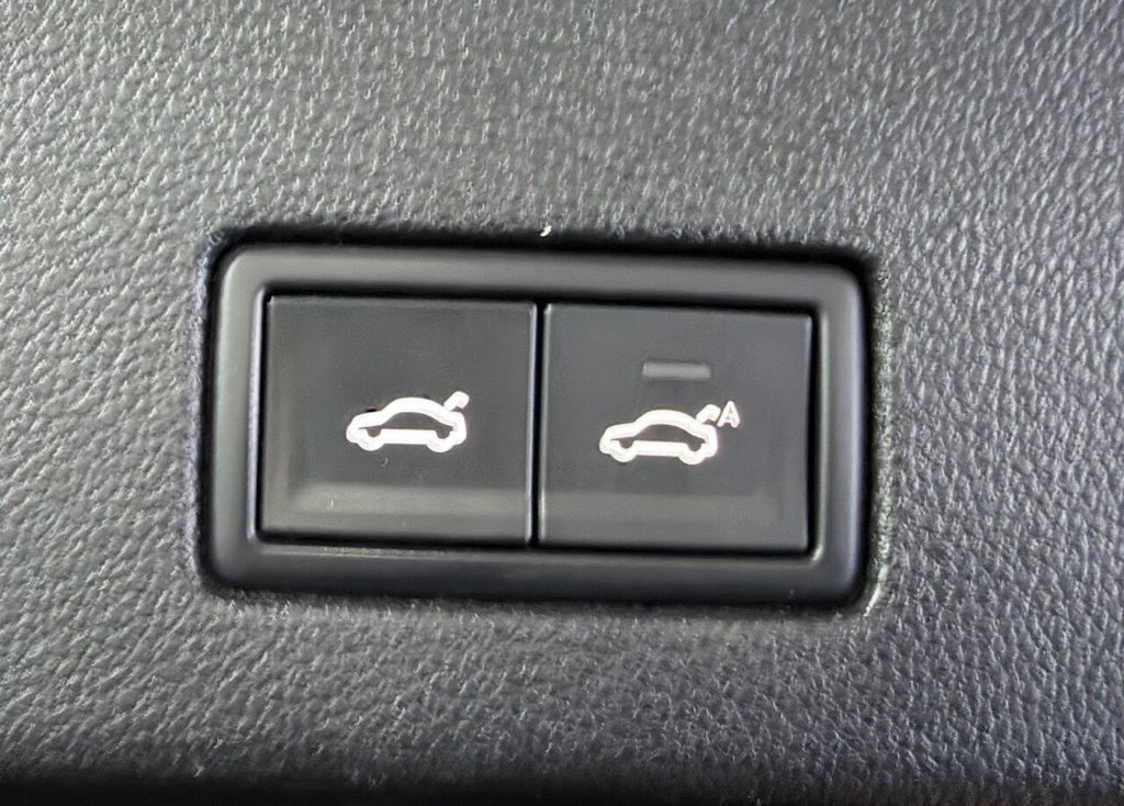 Used Volkswagen Touareg 2019 for sale - 77096752: Photo 37