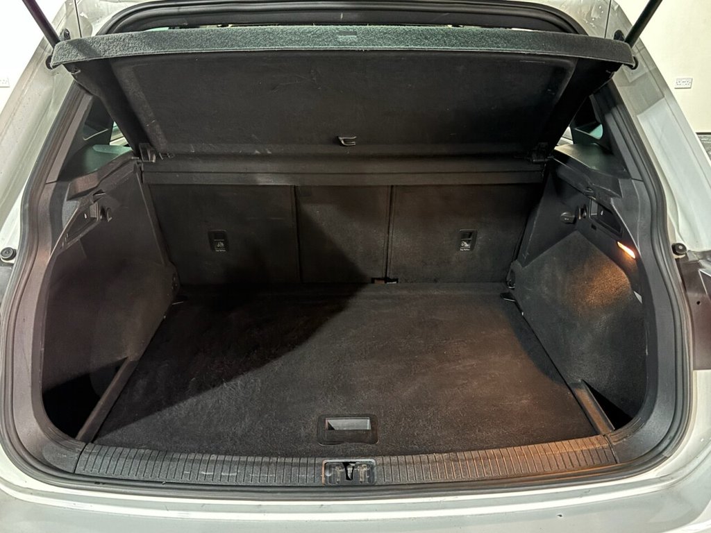 Used Volkswagen Tiguan 2017 for sale - 76797728: Photo 38