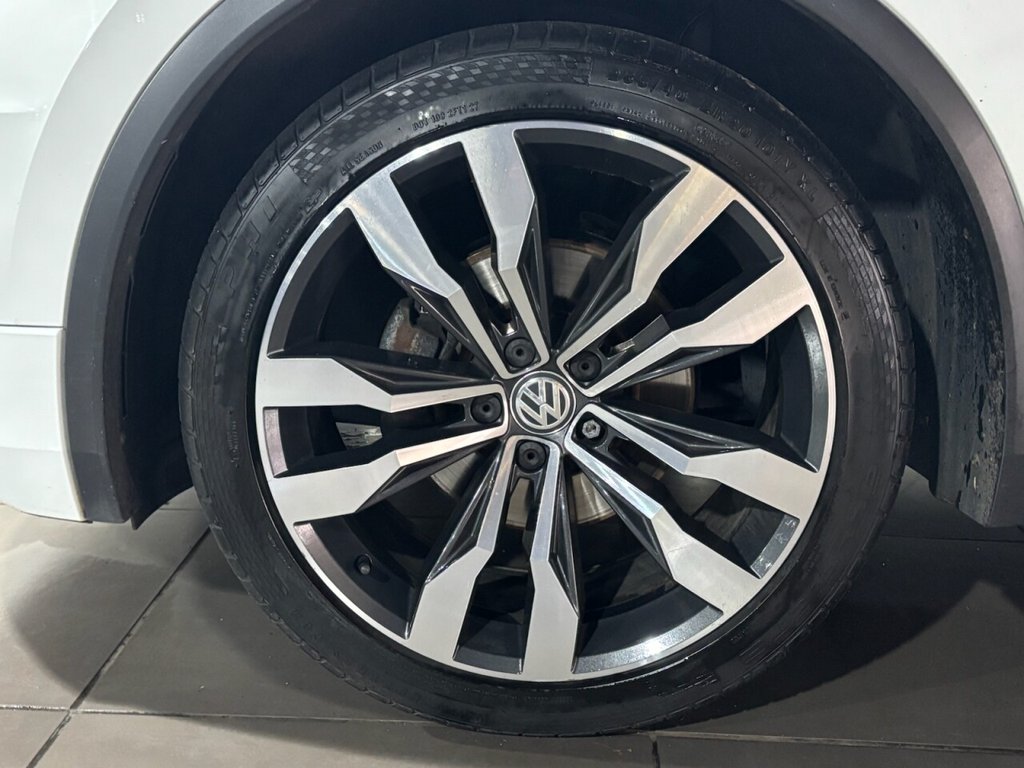 Used Volkswagen Tiguan 2017 for sale - 76797728: Photo 43