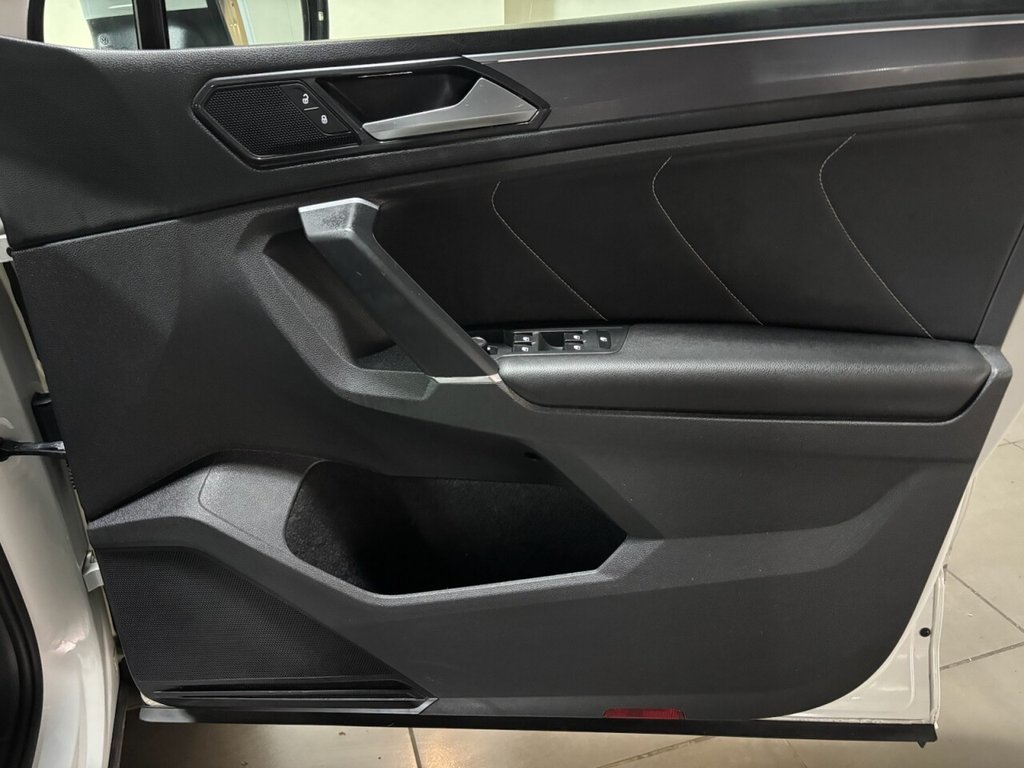 Used Volkswagen Tiguan 2017 for sale - 76797728: Photo 9