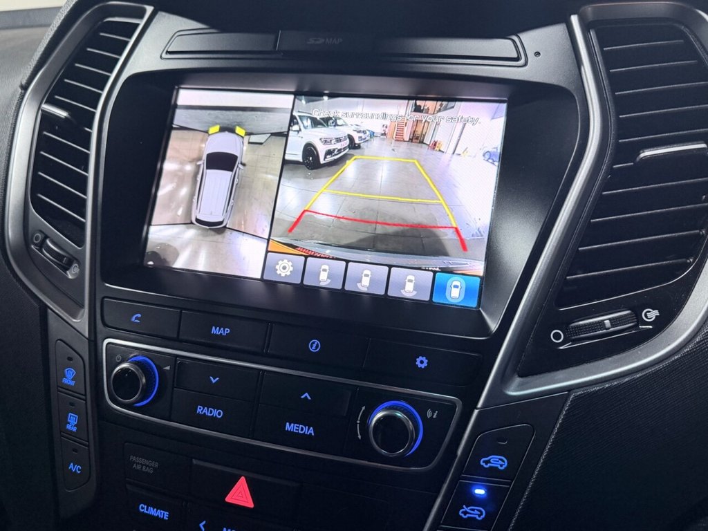 Used Hyundai Santa Fe 2017 for sale - 76962186: Photo 11