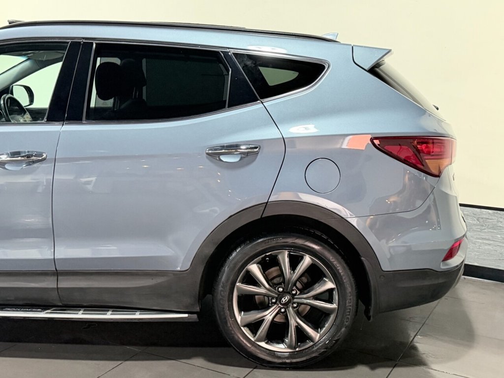 Used Hyundai Santa Fe 2017 for sale - 76962186: Photo 21
