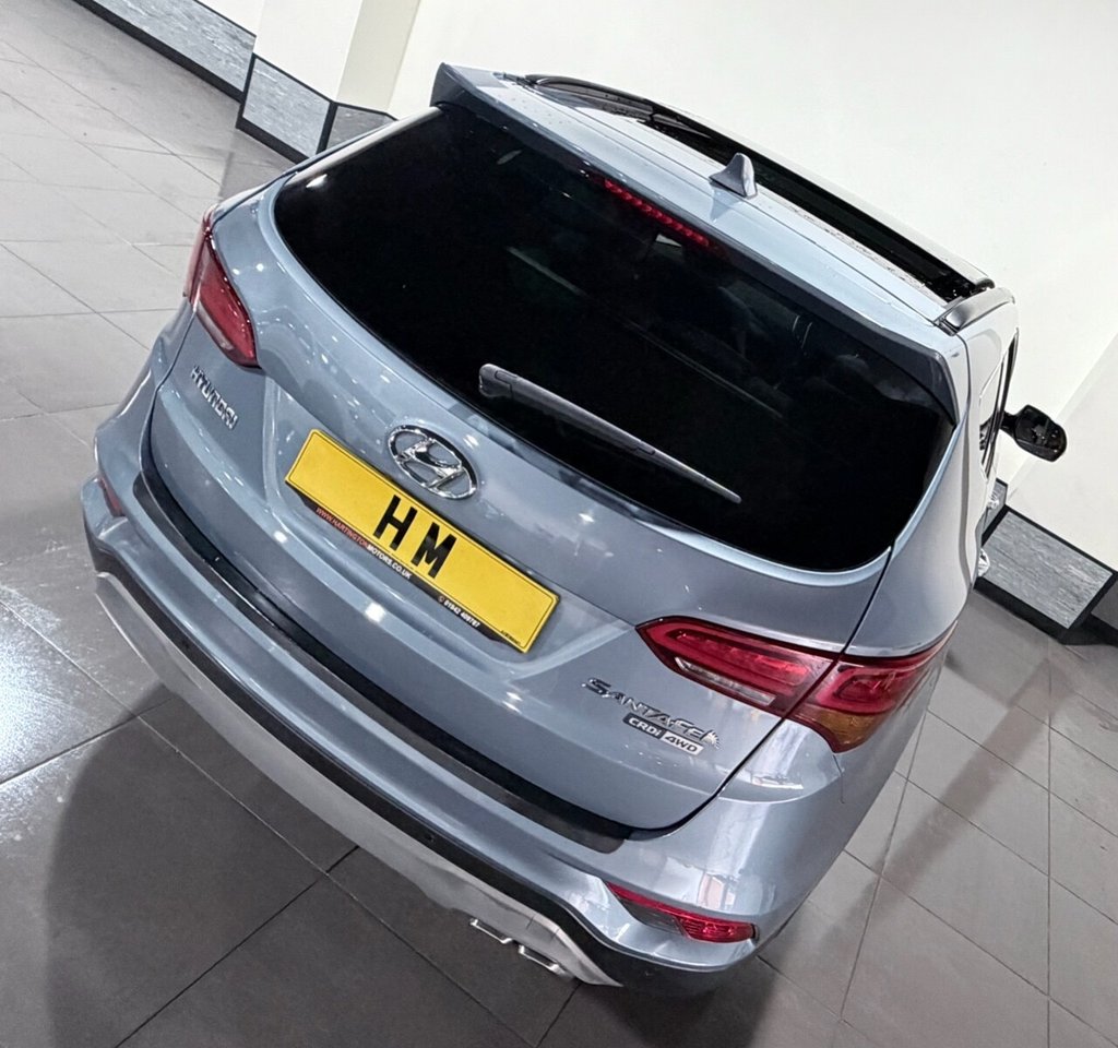 Used Hyundai Santa Fe 2017 for sale - 76962186: Photo 37