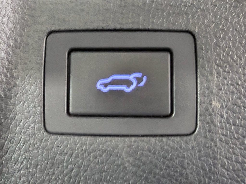 Used Hyundai Santa Fe 2017 for sale - 76962186: Photo 41