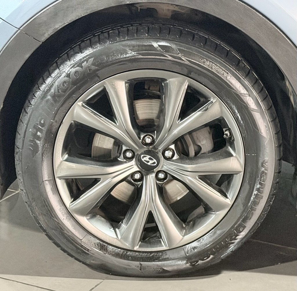 Used Hyundai Santa Fe 2017 for sale - 76962186: Photo 46