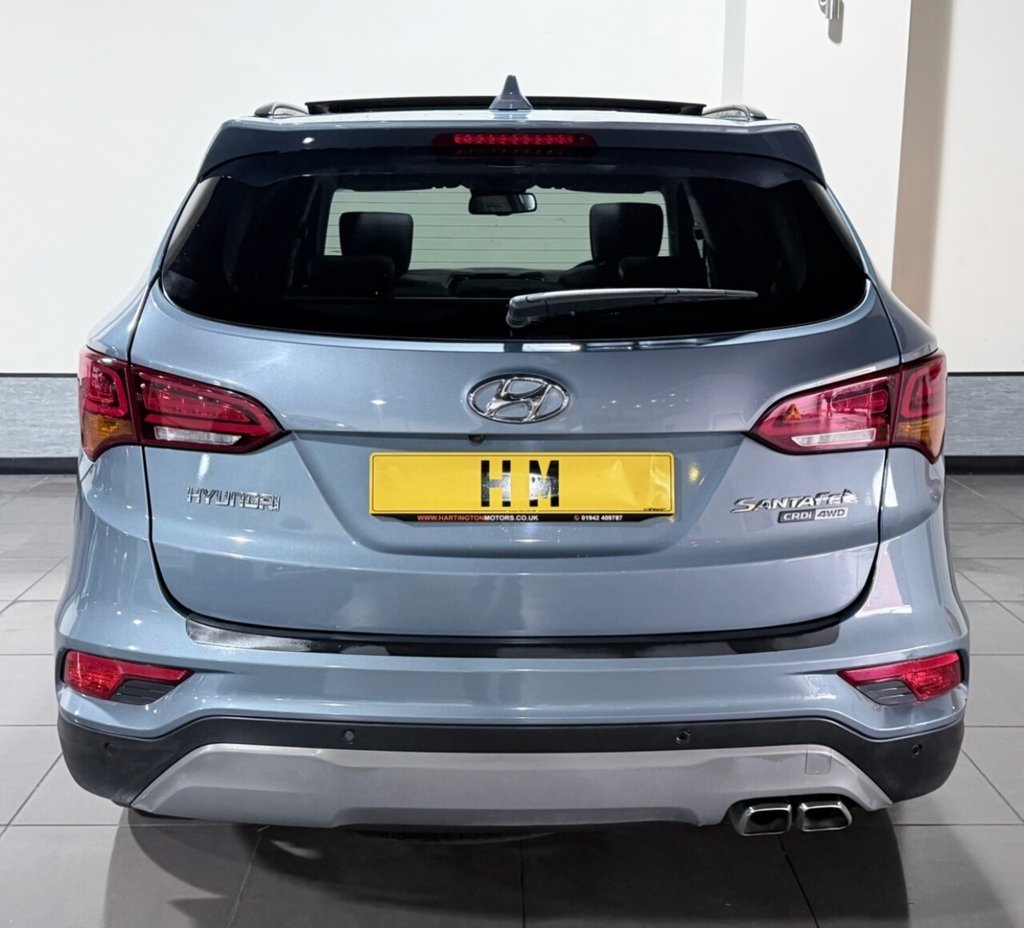 Used Hyundai Santa Fe 2017 for sale - 76962186: Photo 6
