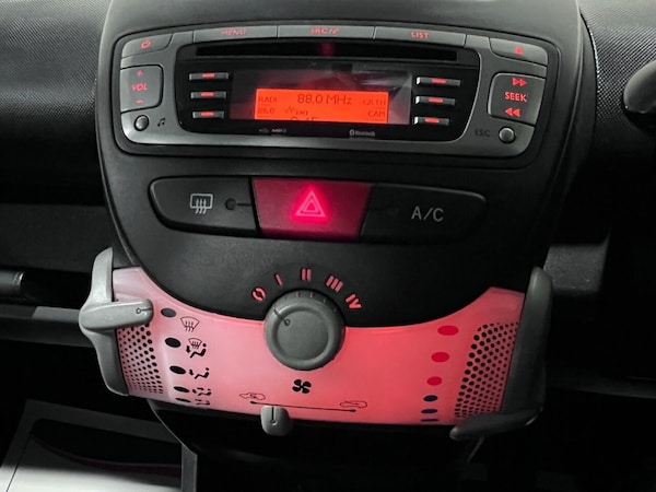 Used Toyota AYGO 2013 for sale - 76291187: Photo 11