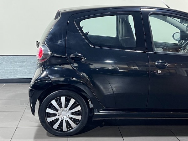 Used Toyota AYGO 2013 for sale - 76291187: Photo 14